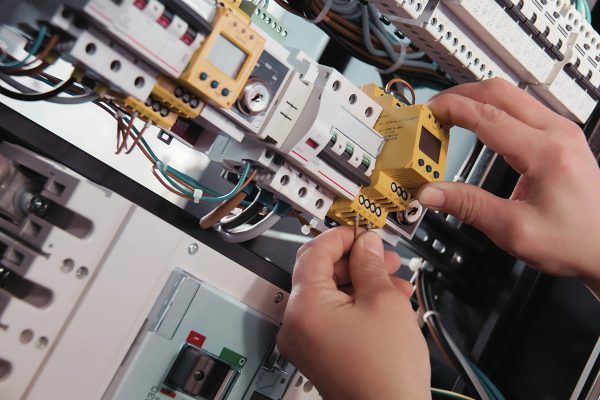 web-Instalaciones-electricidad